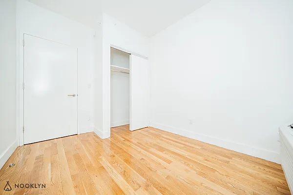 Rented by Nooklyn NYC LLC | media 12