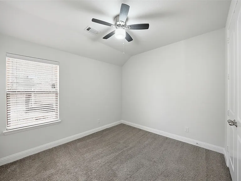 14317 Spitfire Trl — Photo 6