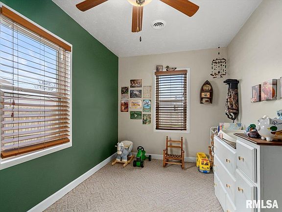 5th image of 712 Beck St