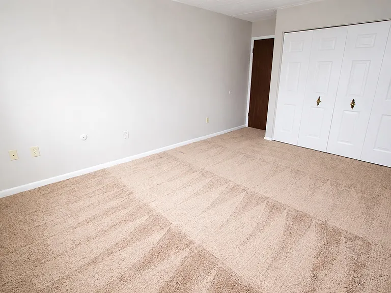2-Bedroom W/ Balcony