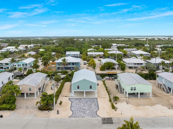 22737 Blackbeard Ln, Cudjoe Key, FL 33042