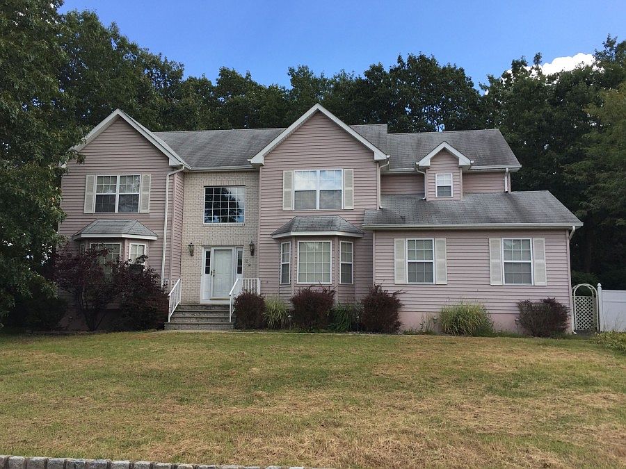 1st image of 22 Isabella Dr