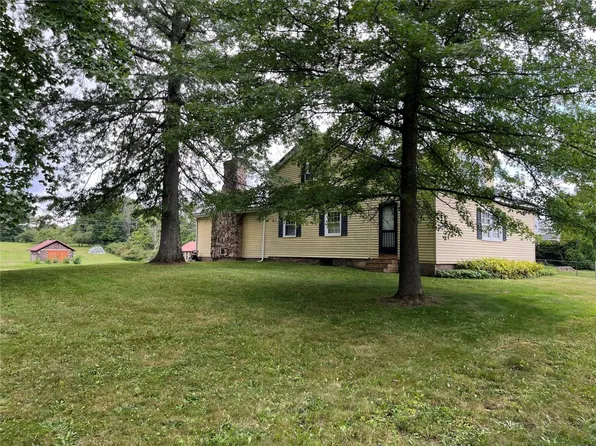 10668 Route 19 Rte N, Waterford, PA 16441