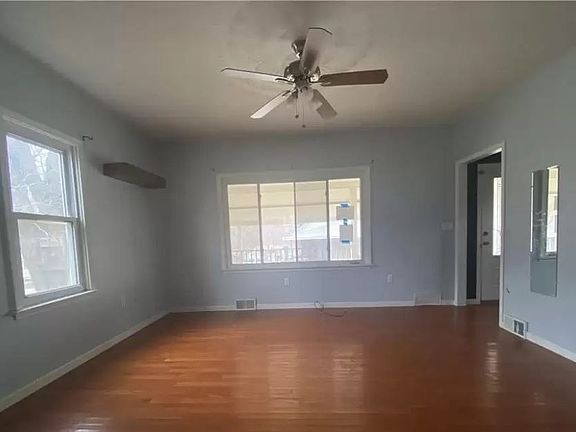 Additional Living Room