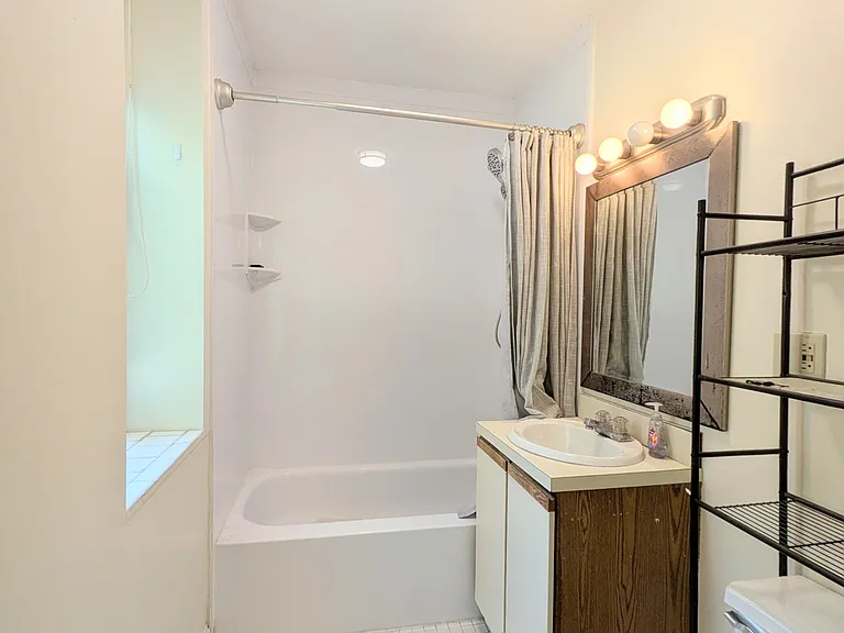 1411 Commonwealth Ave #302 — Photo 10