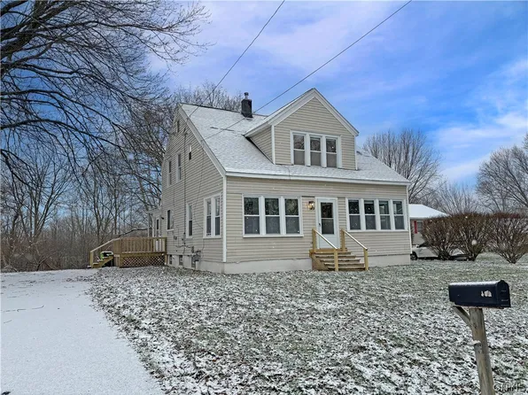 142 Duerr Rd, Liverpool, NY 13090