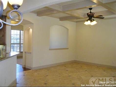 5th image of 25603 Santolina