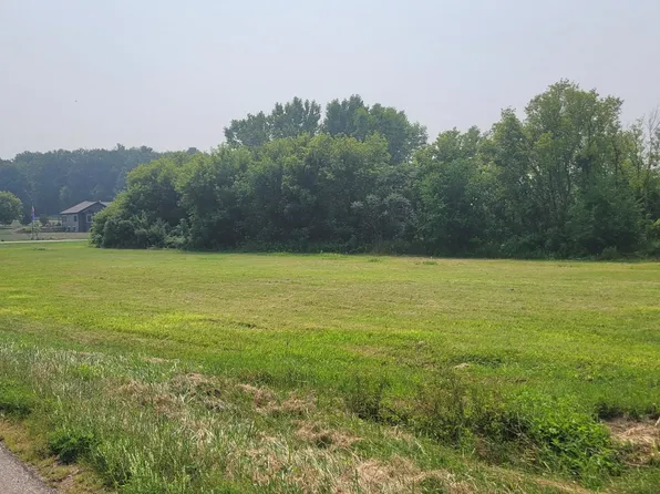 N785 Stanley Dr, Fremont, WI 54940