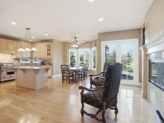 4th image of 22627 Limestone Ct