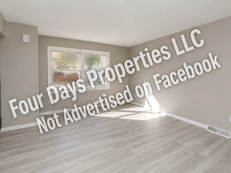 3401 SW 44th Pl — Photo 4