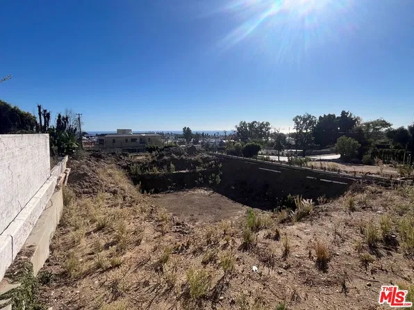 14915 Bestor Blvd, Pacific Palisades, CA 90272