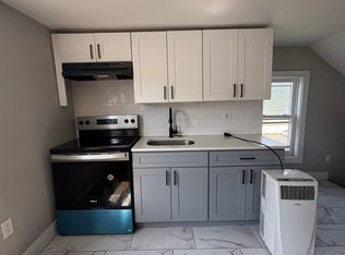 845 Garden St FLOOR 3, Elizabeth, NJ 07202