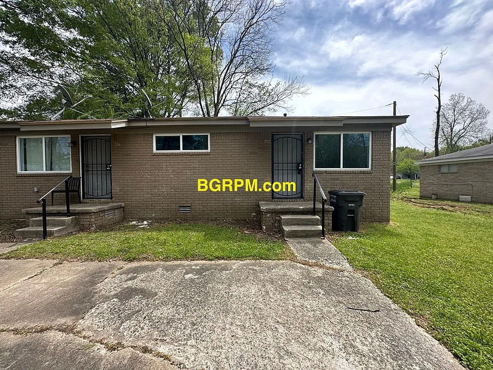 208-210 Smart St