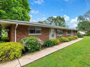 11262 Liana Ln, Saint Ann, MO 63074