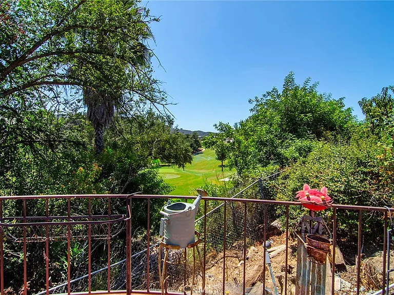 18690 Pasadero Dr — Photo 7
