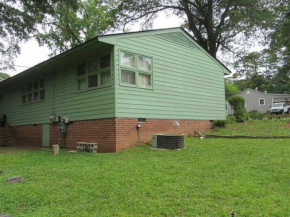 4th image of 811 Kenmore Dr