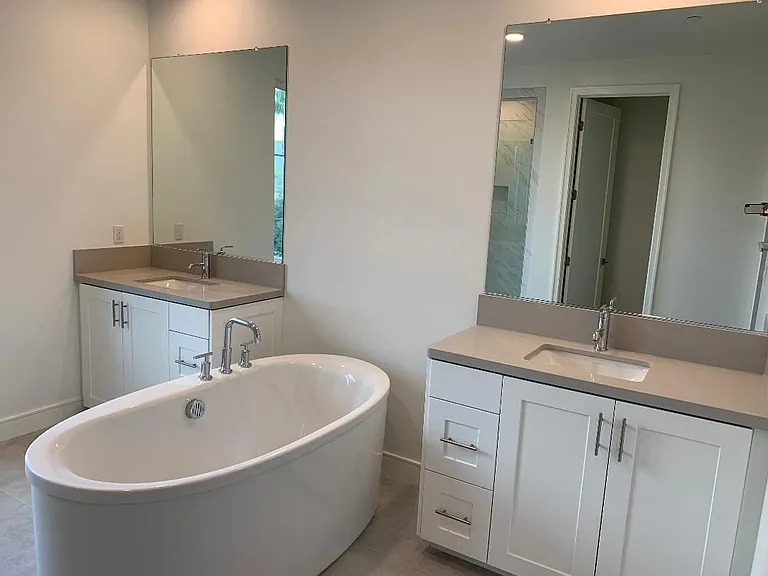 138 Montero — Photo 12