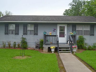 461 Carlton St, Brazoria, TX, 77422