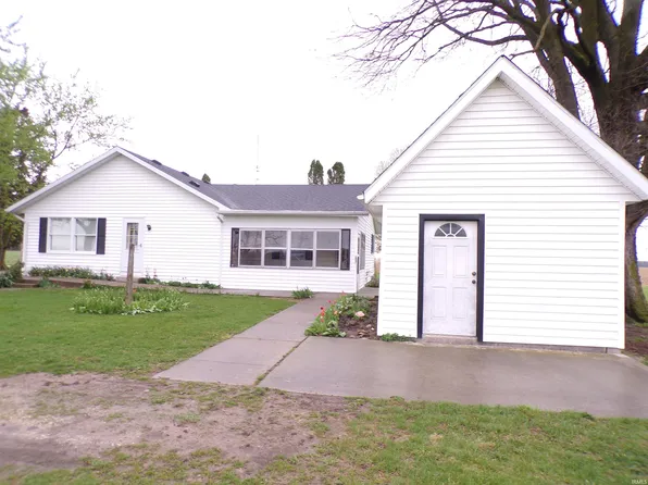 7623 S 750th Rd E #90, Bluffton, IN 46714