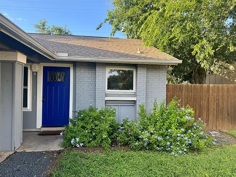2406 Berkett Dr #A — Photo 1
