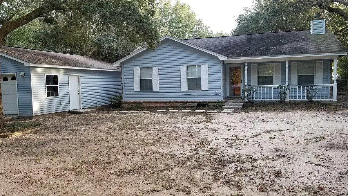 Building Photo - 6725 Applegate St