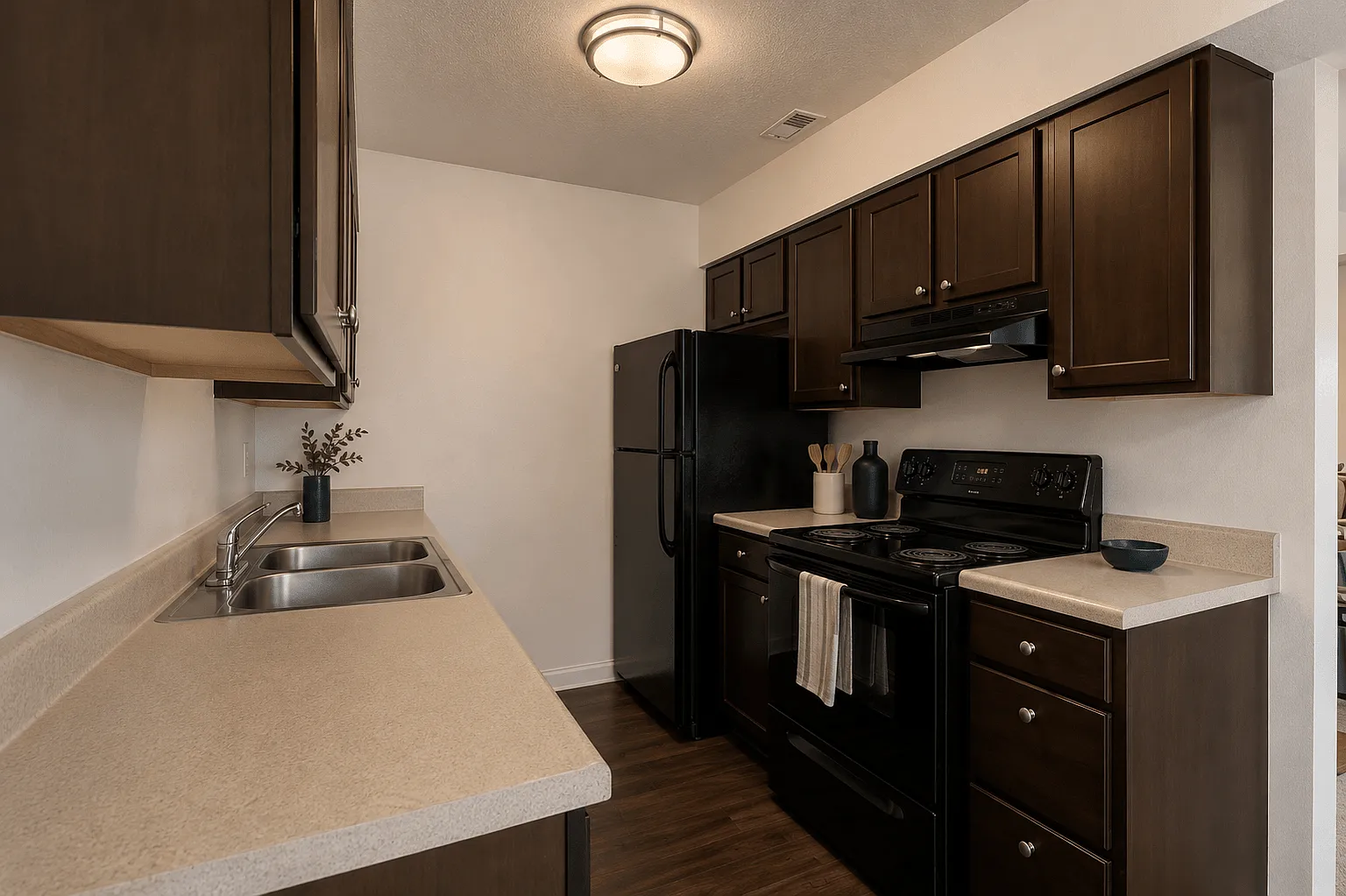 Hamilton Square Apartments — Photo 2