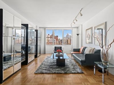 207 E 74th St APT 11B, New York, NY, 10021