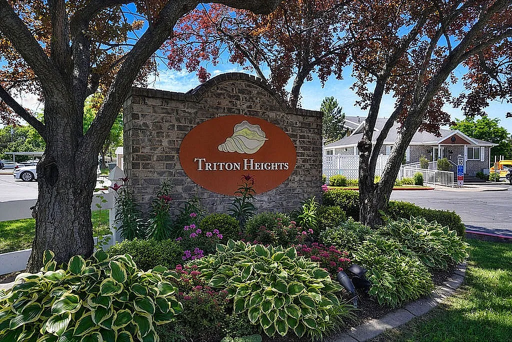 Triton Heights — Photo 1