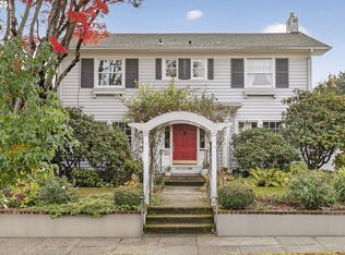 3532 NE Couch St, Portland, OR 97232