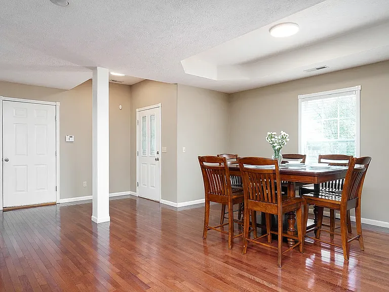 835 E Country Ridge St — Photo 8