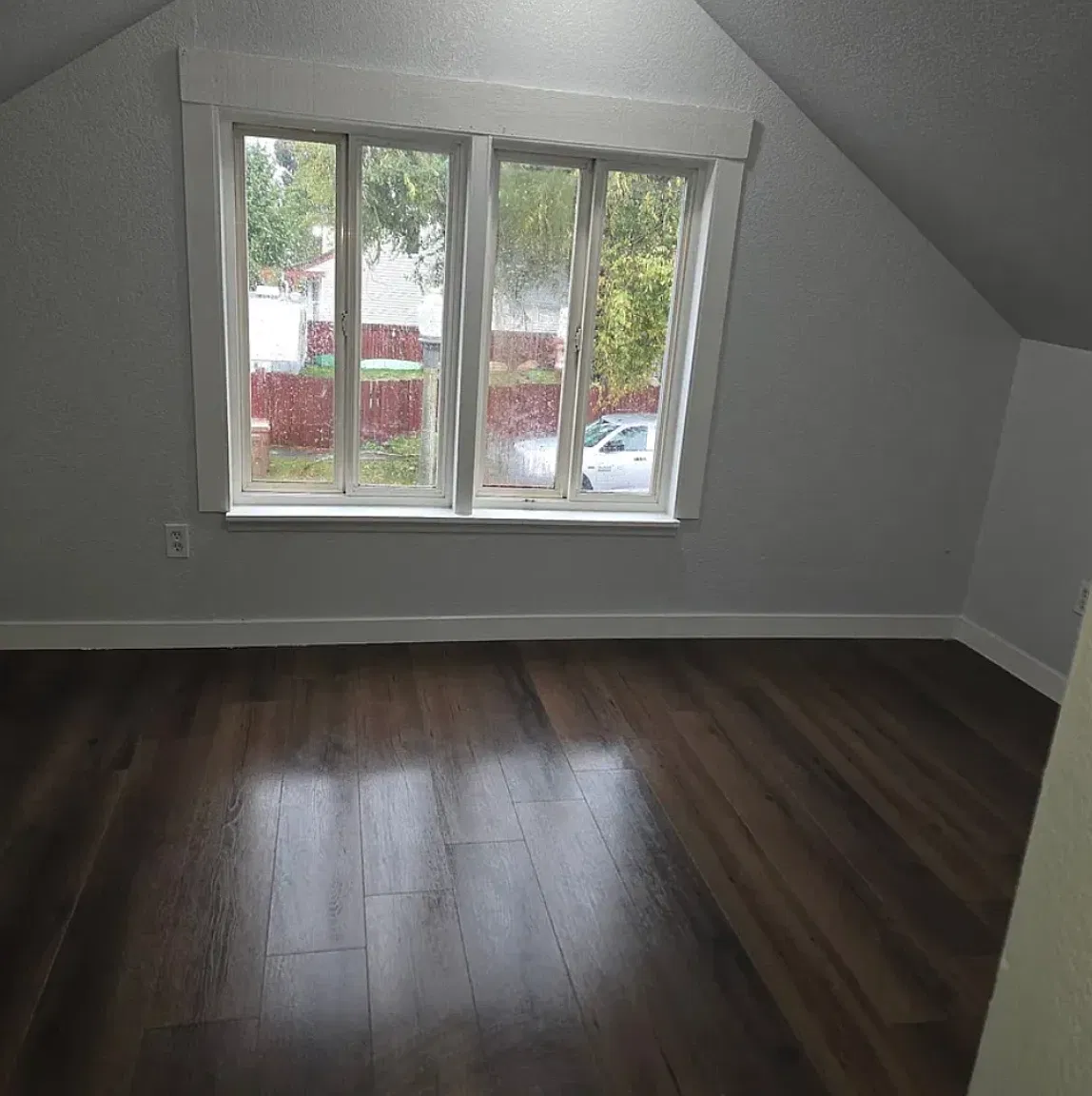 3 bed, 2192 sqft, $1,950 — Photo 4