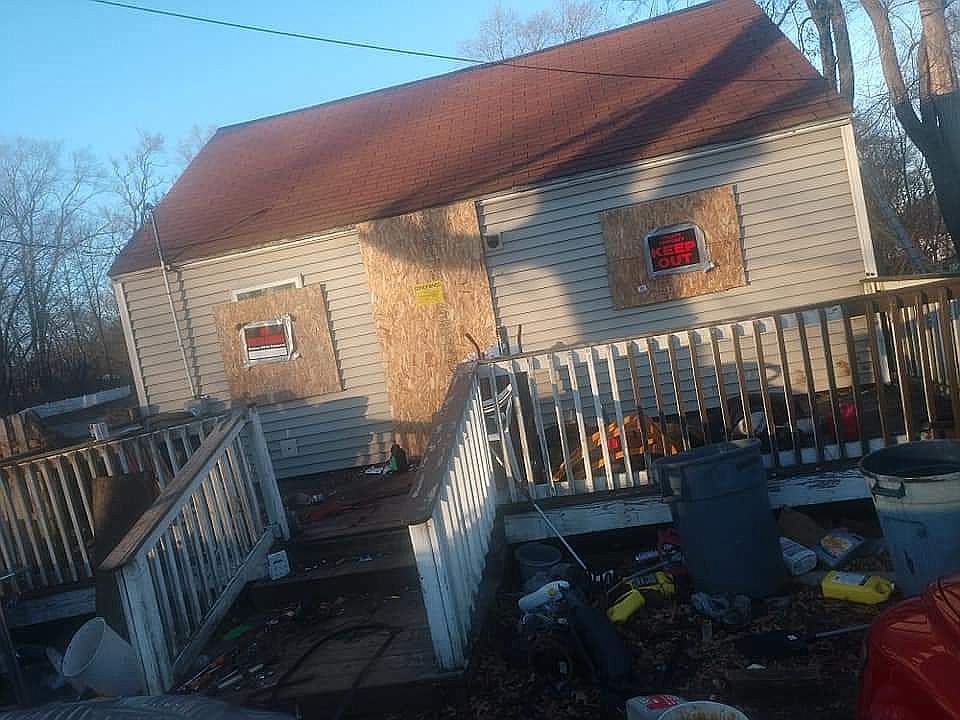 1st image of 4211 Crandall Ave
