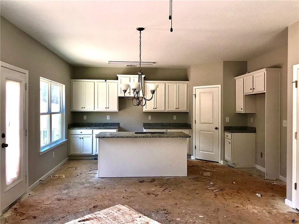 2nd image of 157 Wisteria Dr #B-40