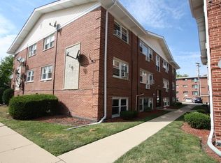 10154 Hartford Ct APT 1B, Schiller Park, IL 60176