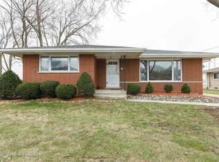 4931 Riverside Dr, La Grange, IL 60525