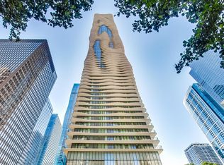225 N Columbus Dr Unit 7702, Chicago, IL 60601