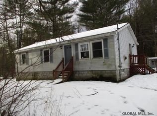 218 Stone Church Rd, Ballston Spa, NY 12020