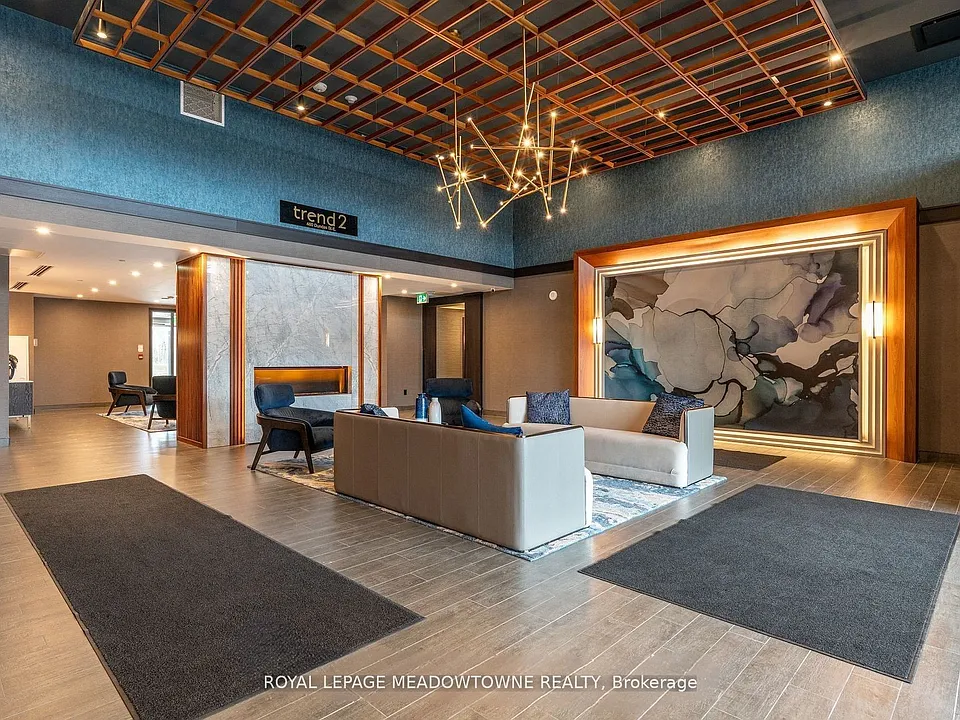 460 Dundas St E #501