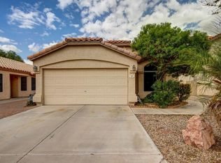 1090 W Lark Dr, Chandler, AZ 85286