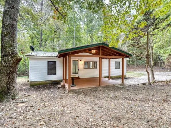 241 Forest Dr, Blairsville, GA 30512