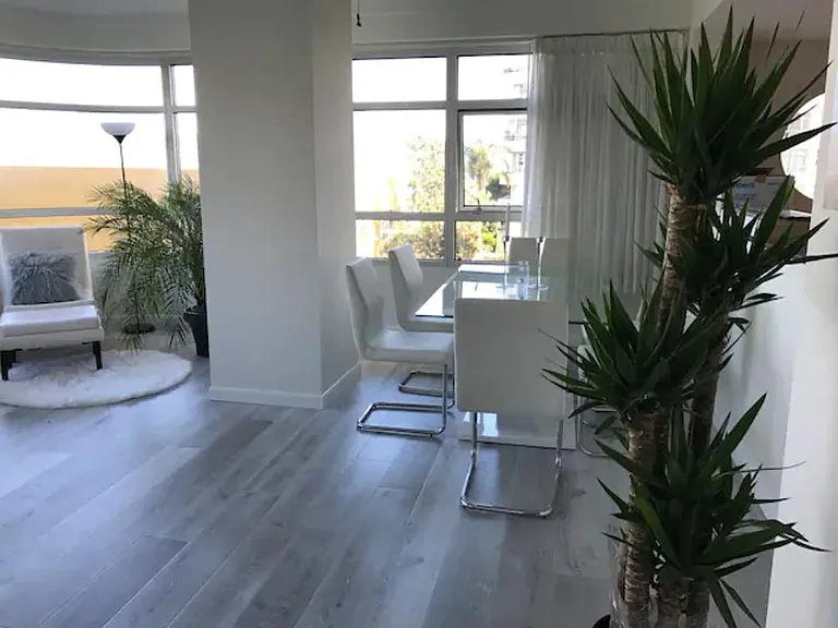 403 Main St #203 — Photo 6