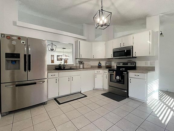 3rd image of 525 NW Placid Avenue Avenue