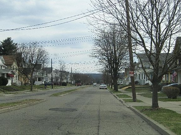 4th image of 38 Ackley Ave