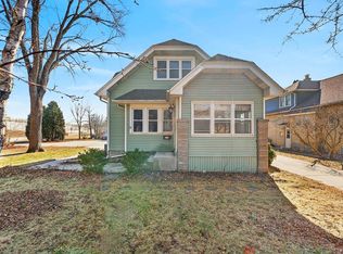 333 West Bender ROAD, Glendale, WI 53217