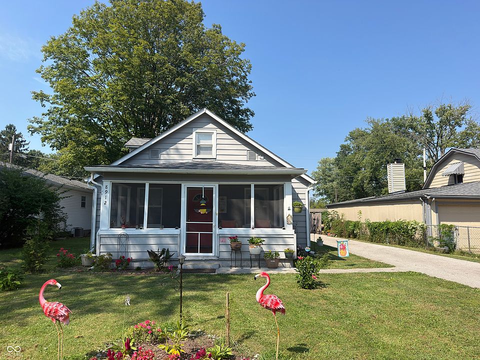 1st image of 8912 Robey Dr