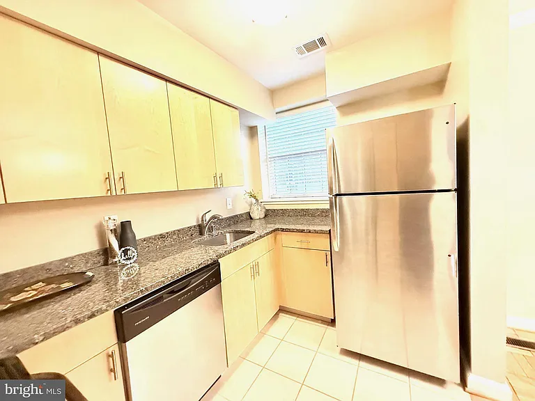 3531 39th St NW #A499 — Photo 5