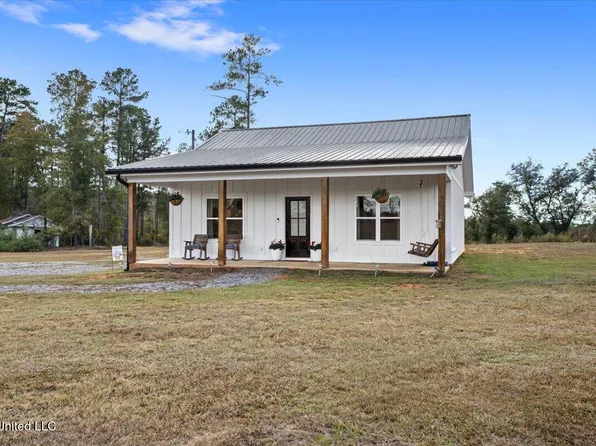 110 Brashier Ln, Lucedale, MS 39452