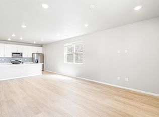 6396 N Lisbon St, Aurora, CO 80019
