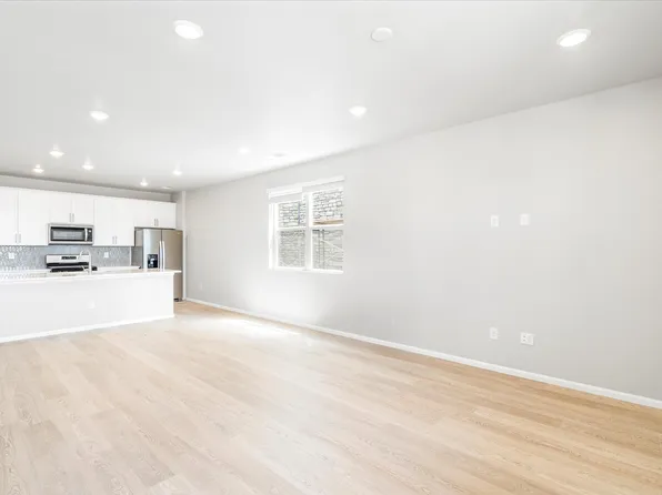 744 N Tempe St, Aurora, CO 80018