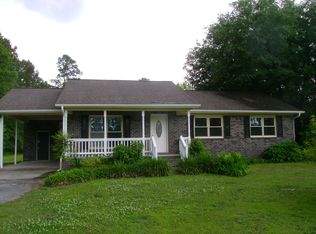 136 Mini Farm Rd, Bonneau, SC 29431